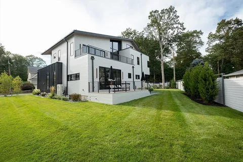 $3,399,000 | 95 Deerfield Road, Needham, MA 02492