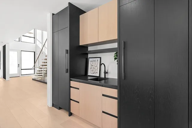 $3,399,000 | 95 Deerfield Road, Needham, MA 02492