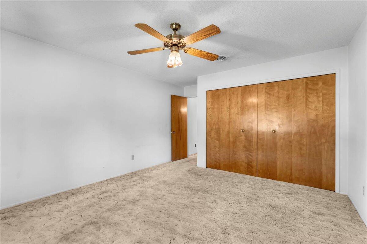 9871 Deschutes Road Palo Cedro, CA 96073 - Photo 30 of 80 37-Primary Bedroom