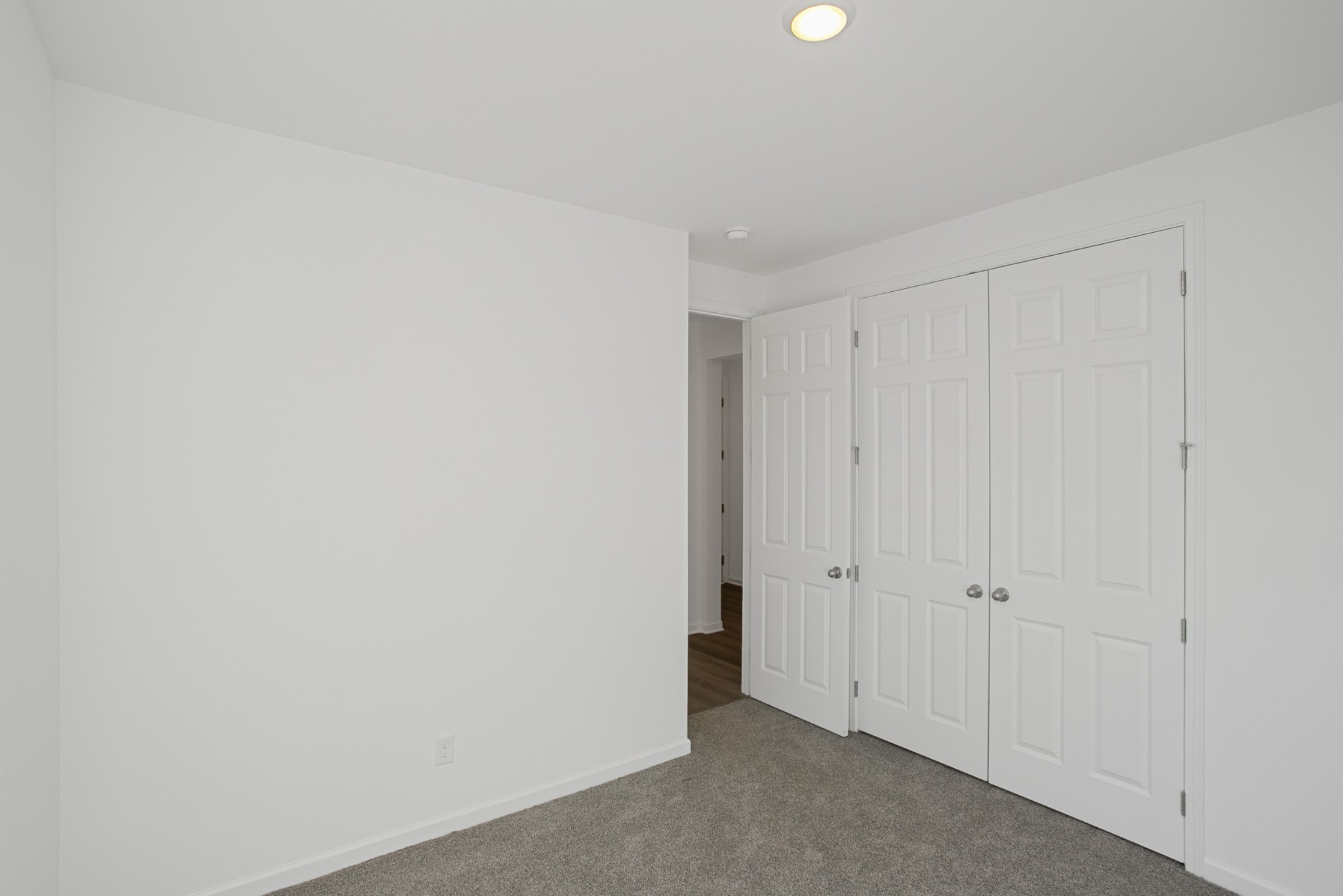 702 West Chestnut Street Dickson, TN 37055 - Photo 9 of 37 a view of an empty room