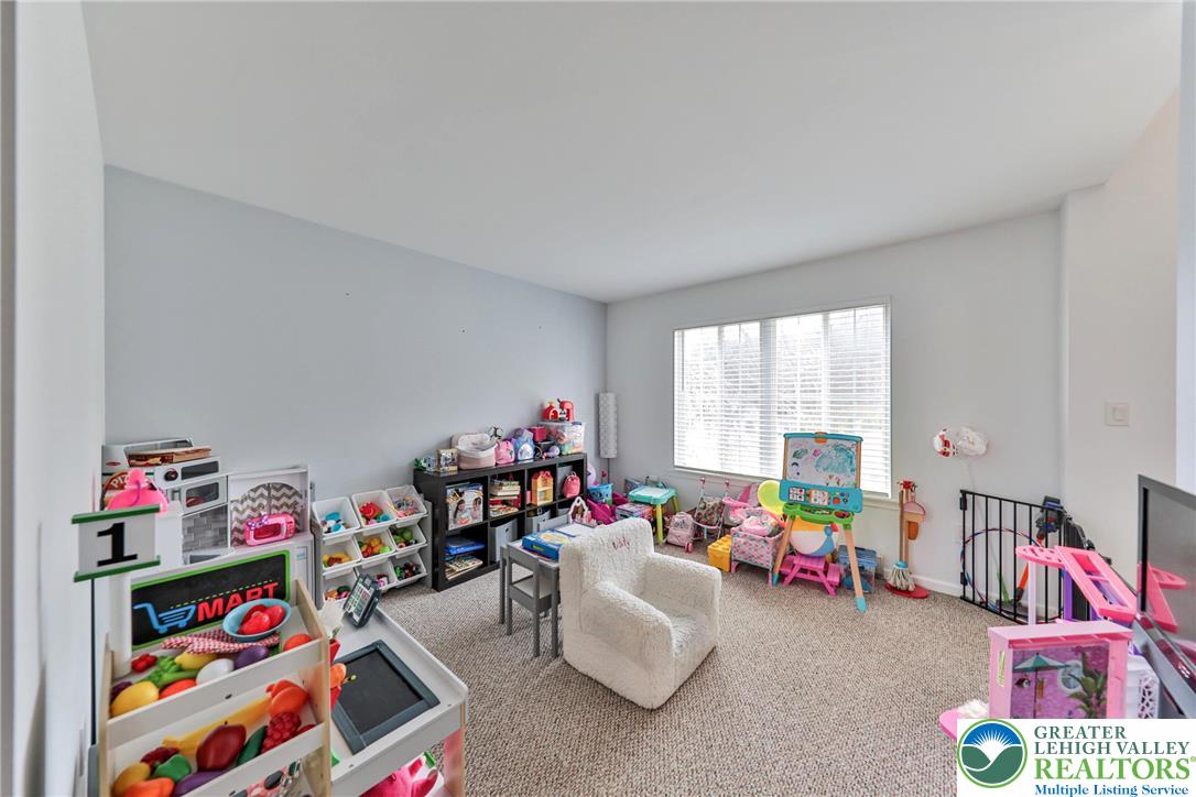 2260 Reo Drive Effort, PA 18330 - Photo 14 of 40 a playing room with toys and a couch