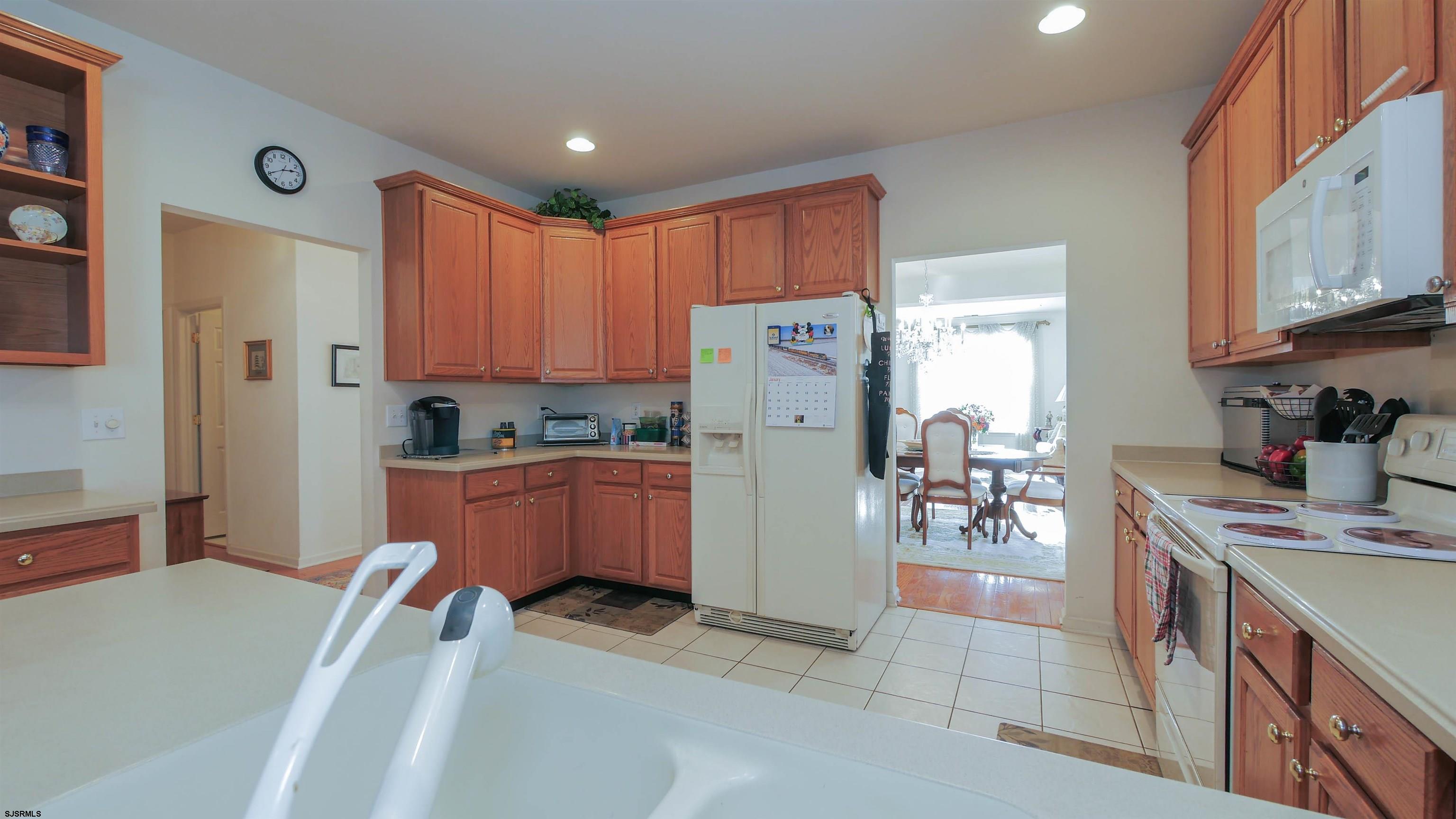 108 Warwick Road Smithville, NJ 08205 - Photo 12 of 39 Gallery Image 12