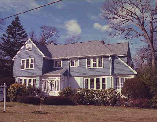 26 Kenilworth Road Wellesley, MA 02482 - Photo 1 of 1