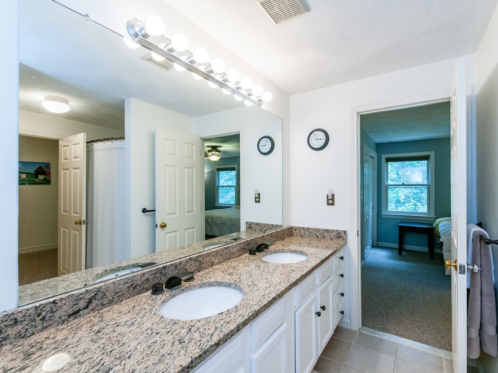 7 Oak Ridge Drive, Unit 2 Maynard, MA 01754 - Photo 11 of 24