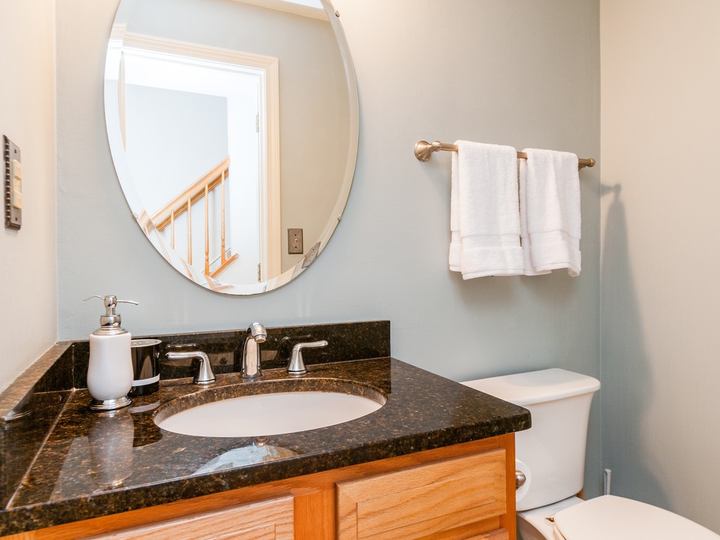 7 Oak Ridge Drive, Unit 2 Maynard, MA 01754 - Photo 9 of 24