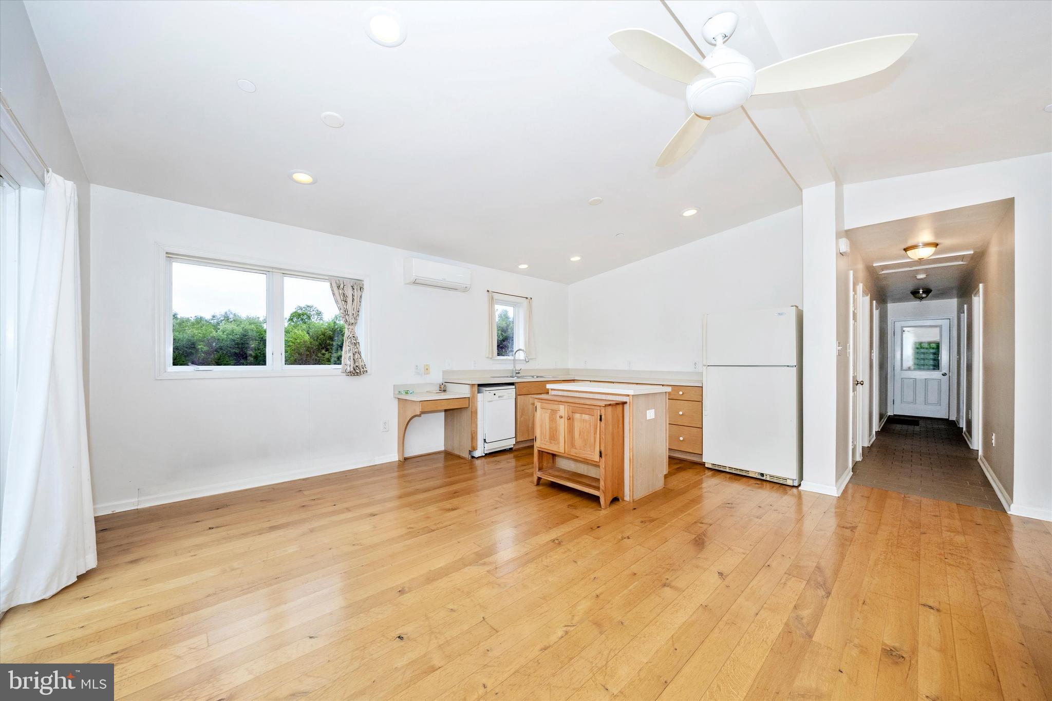 9930 Woodsboro Road Frederick, MD 21701 - Photo 17 of 58 Dining Area