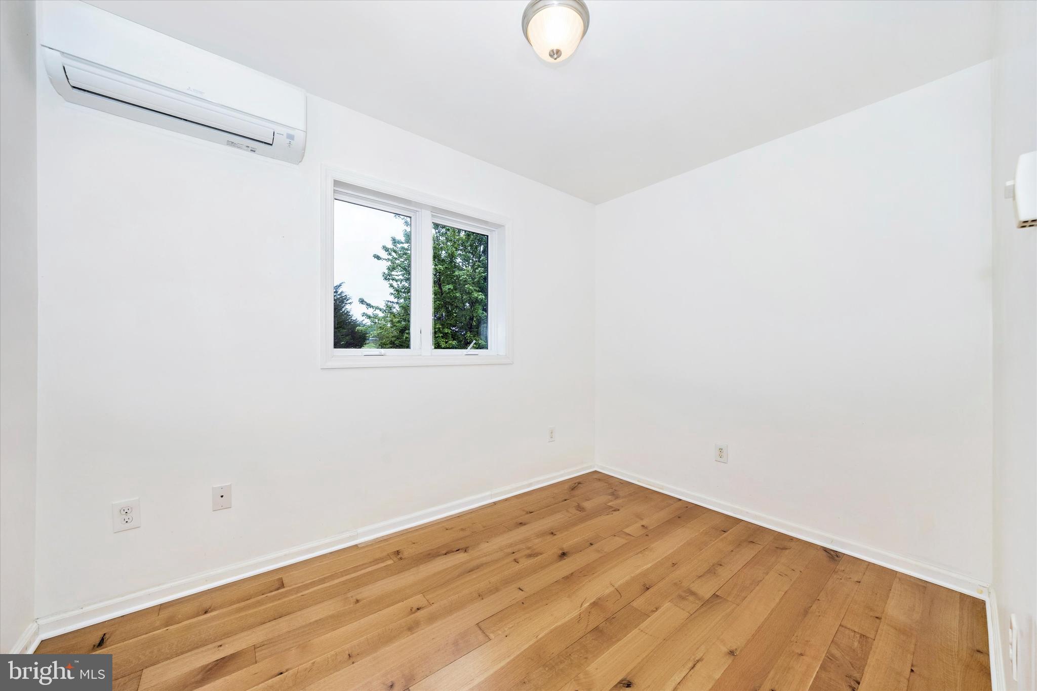 9930 Woodsboro Road Frederick, MD 21701 - Photo 26 of 58 a view of a room that has a window in it