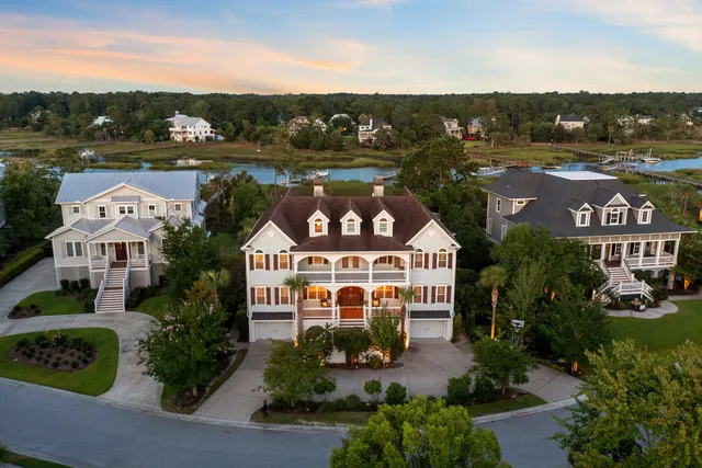 $3,599,000 | 2196 Beckenham Drive, Mount Pleasant, SC 29466