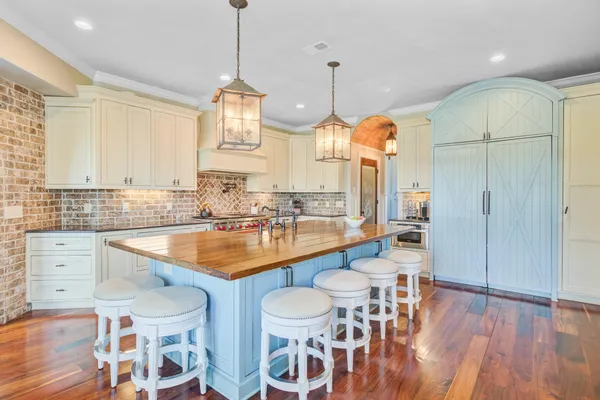 $3,599,000 | 2196 Beckenham Drive, Mount Pleasant, SC 29466