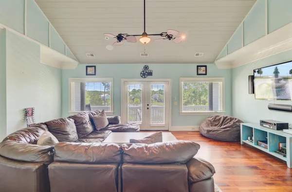 $3,599,000 | 2196 Beckenham Drive, Mount Pleasant, SC 29466