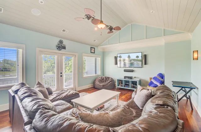 $3,599,000 | 2196 Beckenham Drive, Mount Pleasant, SC 29466