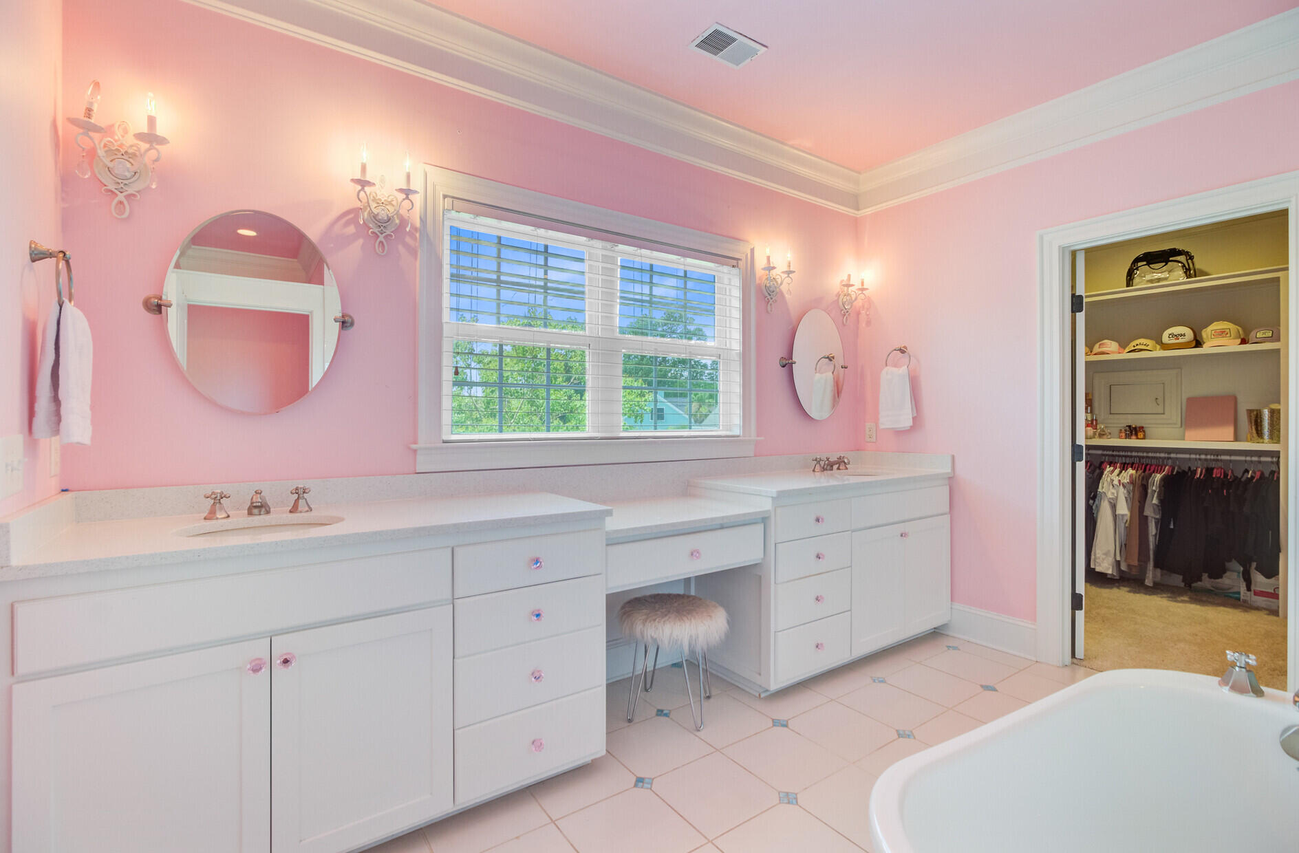 2196 Beckenham Drive Mount Pleasant, SC 29466 - Photo 54 of 106 2196 Beckenham