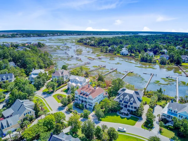 $3,599,000 | 2196 Beckenham Drive, Mount Pleasant, SC 29466