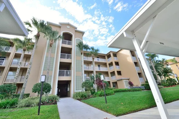 $4,250 | 3830 Sawgrass Way, Unit 2934, Naples, FL 34112