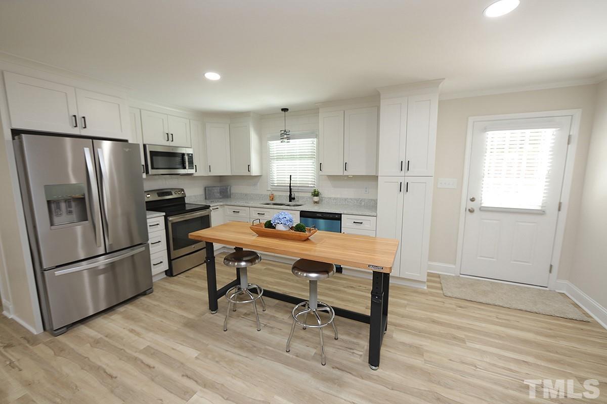 1942 Kelly Road Henderson, NC 27537 - Photo 8 of 21 Gallery Image 8