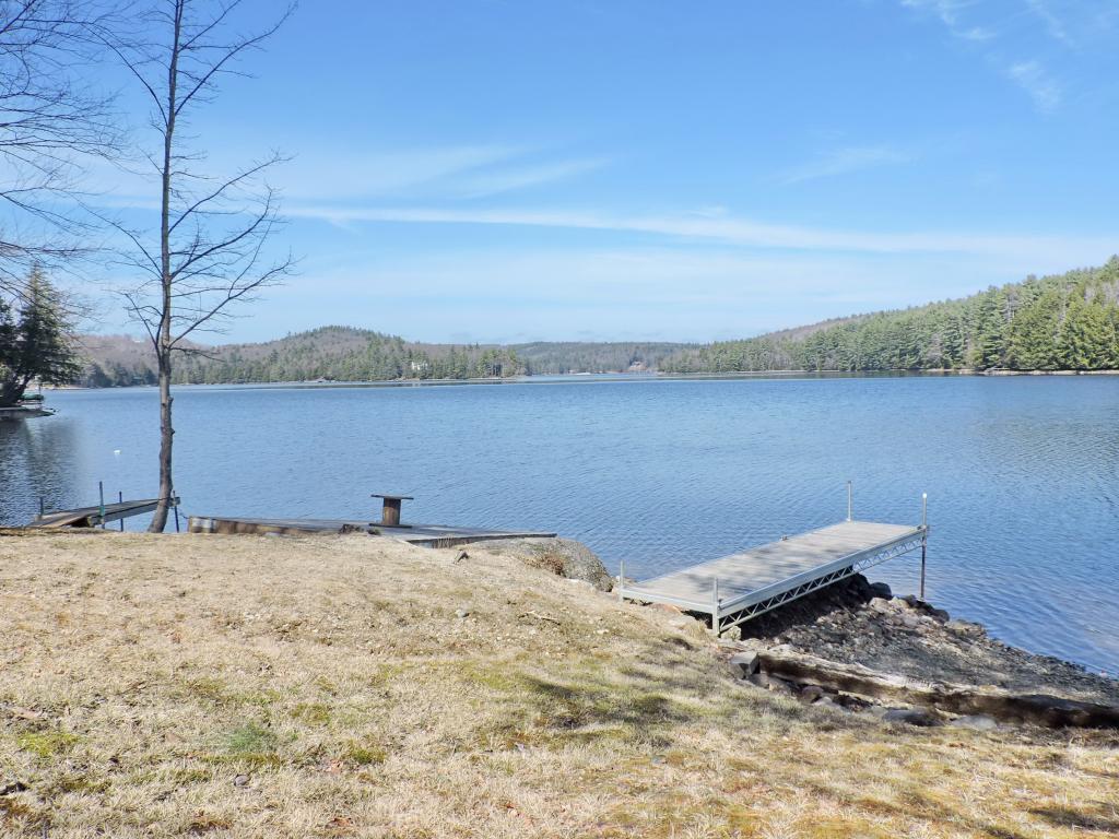 154 Branch Road Weare, NH 03281 - Photo 12 of 35
