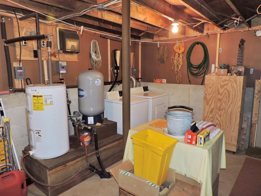 154 Branch Road Weare, NH 03281 - Photo 22 of 35