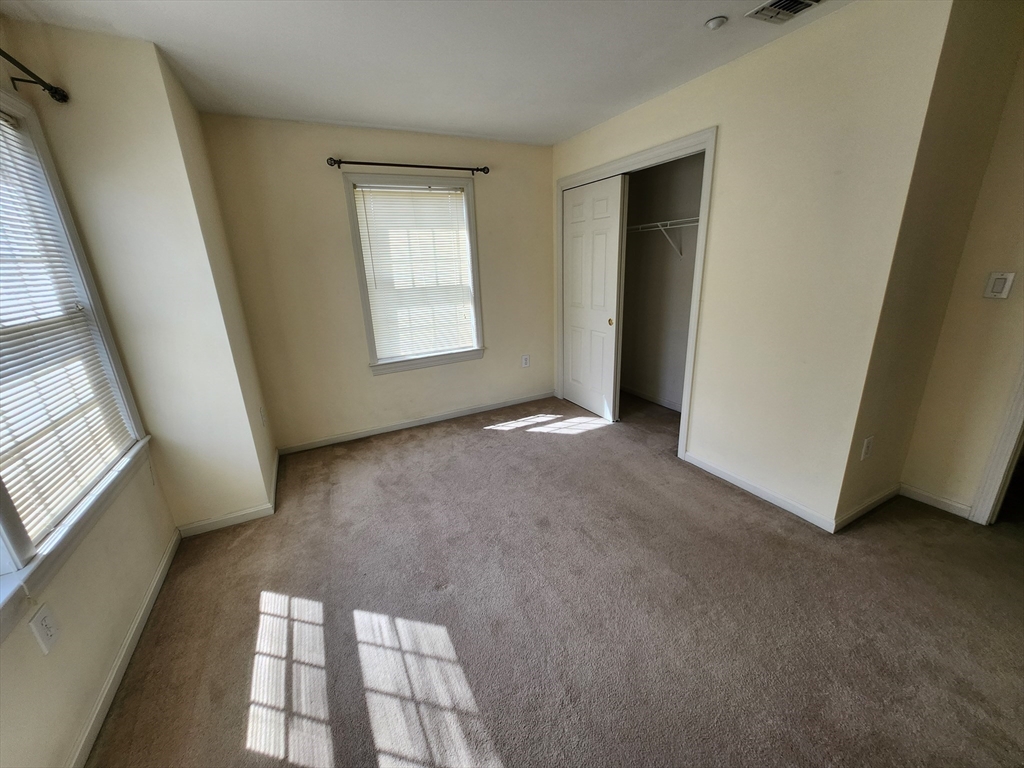 4 Edgemoor Circle, Unit 4 Wellesley, MA 02482 - Photo 14 of 21