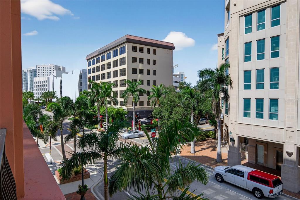 1330 Main Street, Unit 3 Sarasota, FL 34236 - Photo 31 of 73