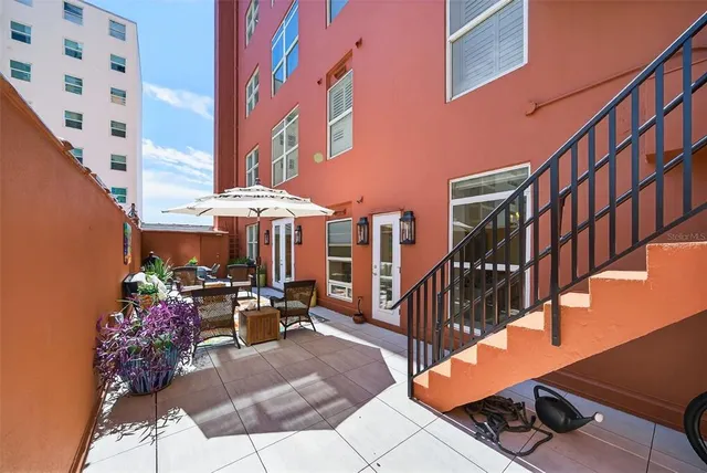 $4,295,000 | 1330 Main Street, Unit 3, Sarasota, FL 34236