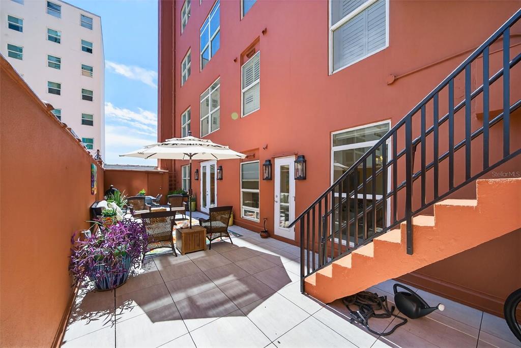 1330 Main Street, Unit 3 Sarasota, FL 34236 - Photo 51 of 73