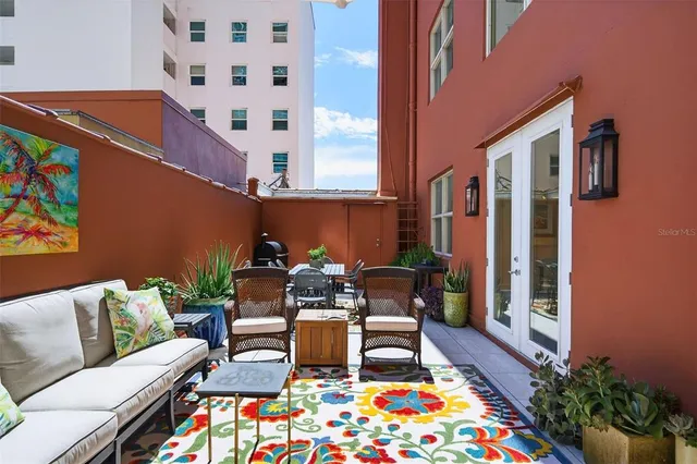 $4,295,000 | 1330 Main Street, Unit 3, Sarasota, FL 34236