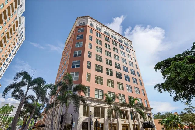 $4,295,000 | 1330 Main Street, Unit 3, Sarasota, FL 34236