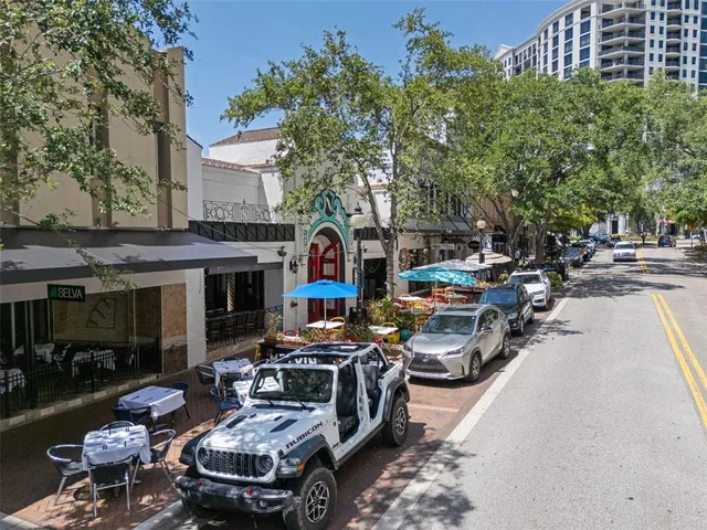 $4,295,000 | 1330 Main Street, Unit 3, Sarasota, FL 34236