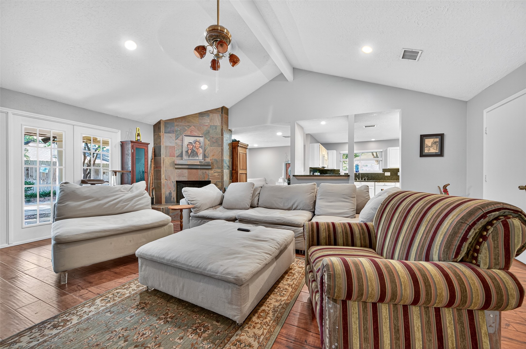 2602 Sicklepod Drive Houston, TX 77084 - Photo 5 of 30 a living room with furniture