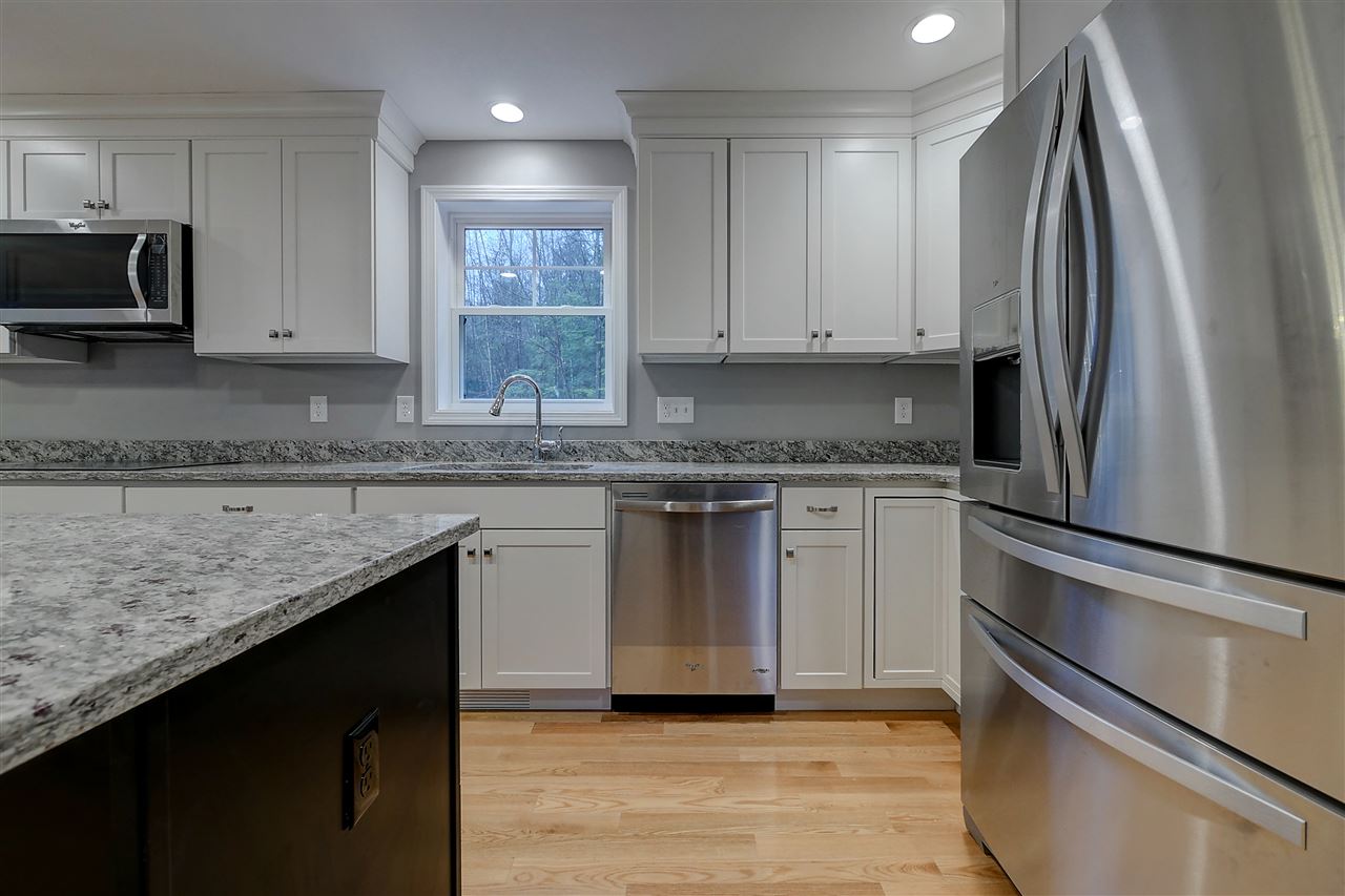 112 Lower Straw Road Hopkinton, NH 03229 - Photo 9 of 35