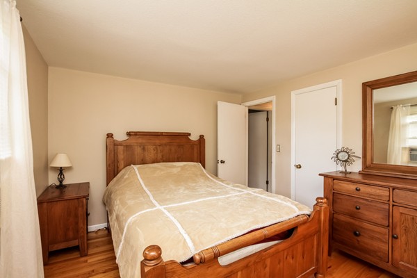 130 Garnet Street Springfield, MA 01129 - Photo 16 of 30 Gallery Image 16