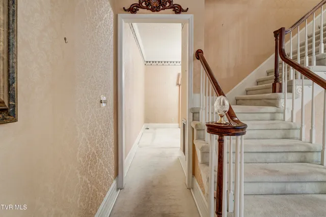 $287,000 | 2734 East Oakland Avenue, Unit D33, Johnson City, TN 37601