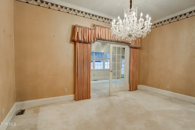 $287,000 | 2734 East Oakland Avenue, Unit D33, Johnson City, TN 37601