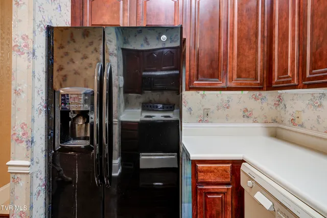 $287,000 | 2734 East Oakland Avenue, Unit D33, Johnson City, TN 37601