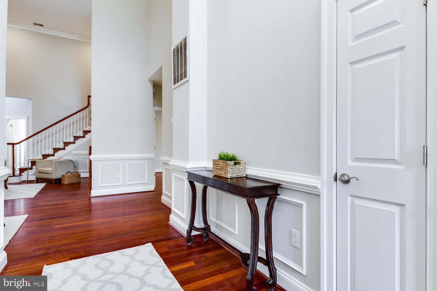 8012 Bainbridge Road Alexandria, VA 22308 - Photo 2 of 45 Welcome