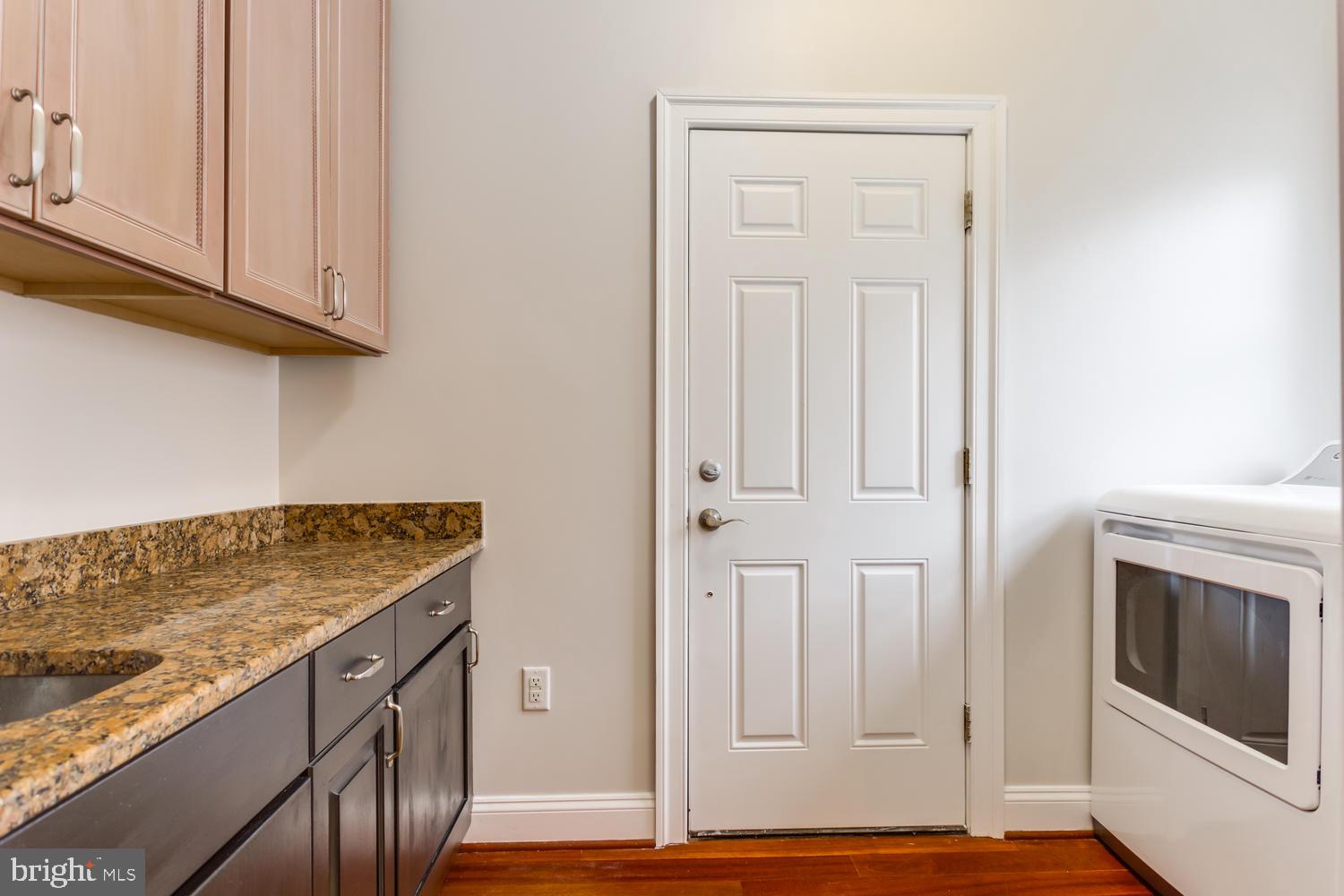 8012 Bainbridge Road Alexandria, VA 22308 - Photo 14 of 45 Laundry room