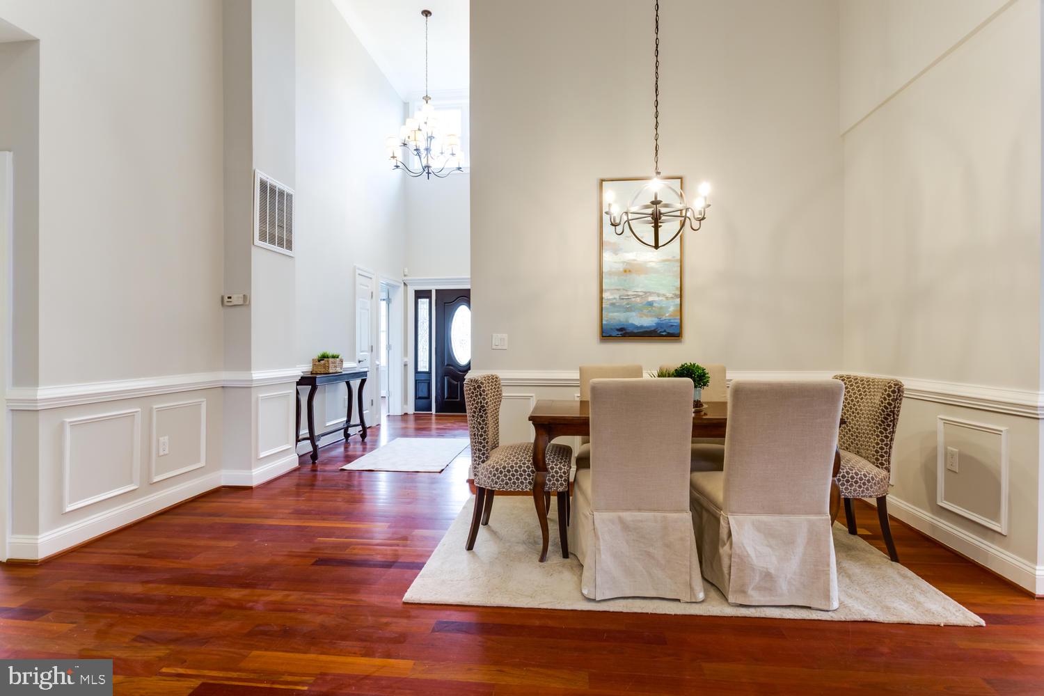 8012 Bainbridge Road Alexandria, VA 22308 - Photo 3 of 45 View of dining area to front hall