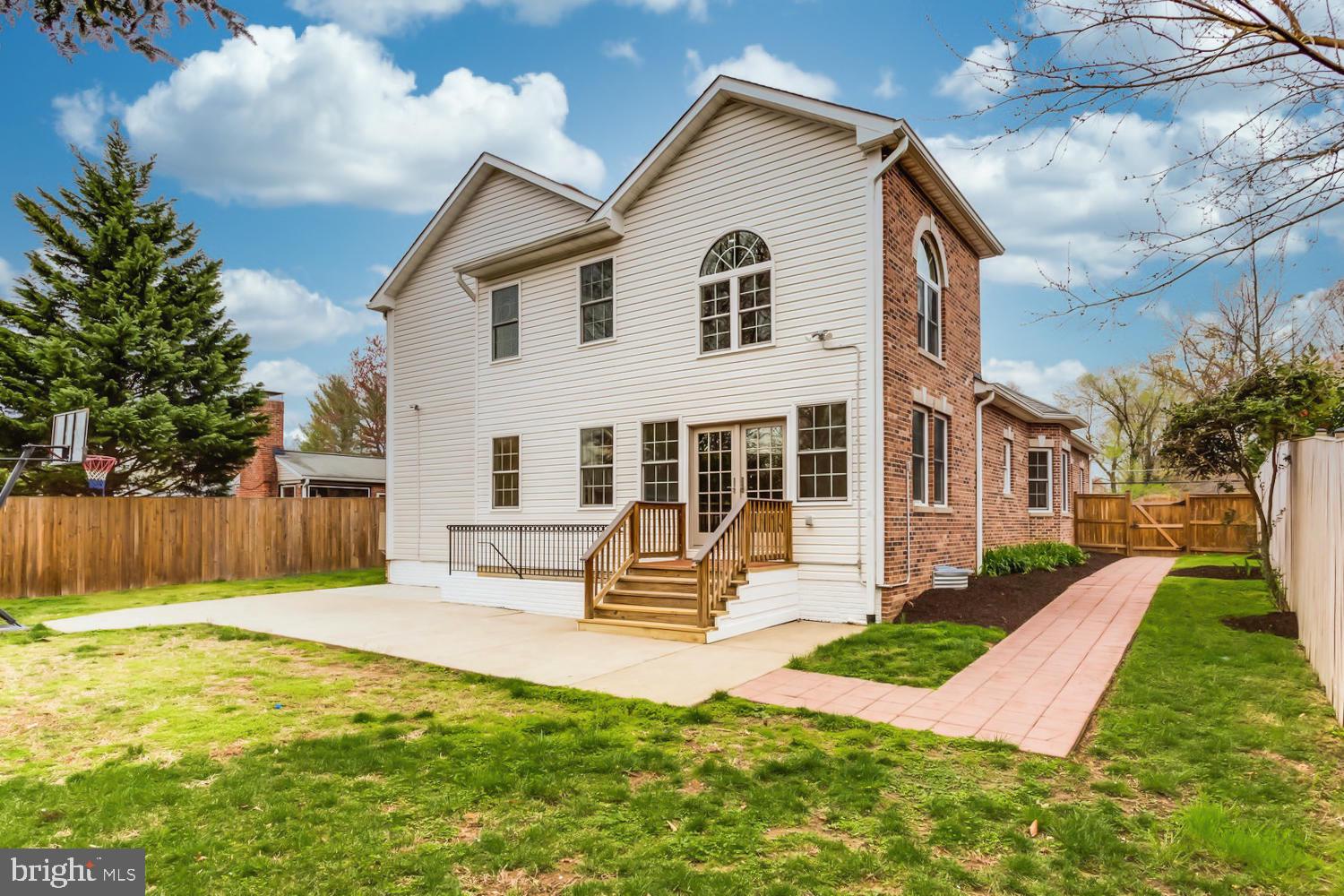 8012 Bainbridge Road Alexandria, VA 22308 - Photo 42 of 45 Back of home