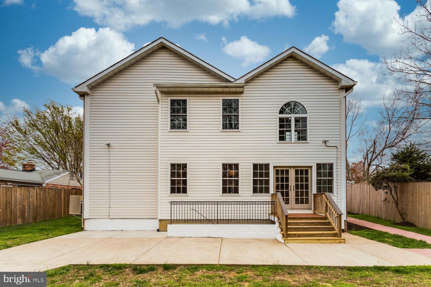 8012 Bainbridge Road Alexandria, VA 22308 - Photo 43 of 45 Back of home