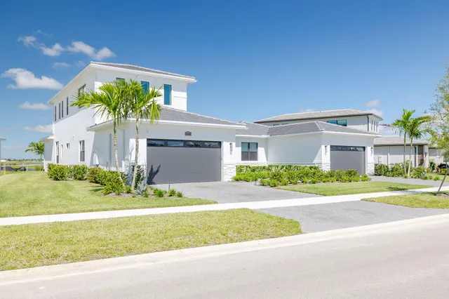 $1,870,000 | 13265 Southwest Shinnecock Dr Port, Port St. Lucie, FL 34987