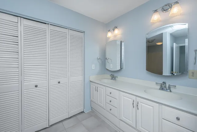 $638,500 | 242 Little Oak Island Drive, Folly Beach, SC 29439