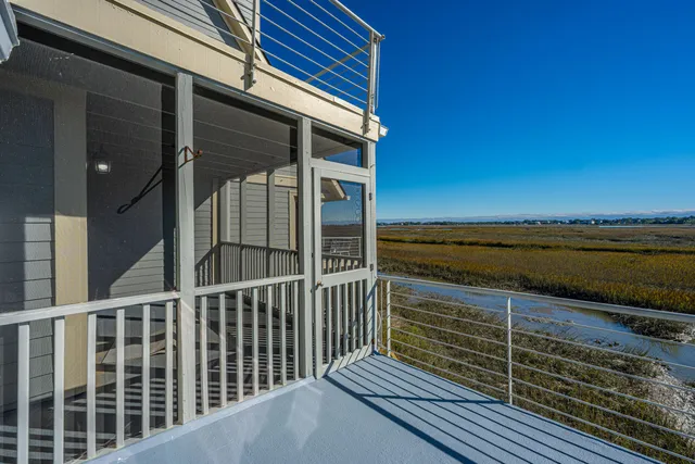 $638,500 | 242 Little Oak Island Drive, Folly Beach, SC 29439