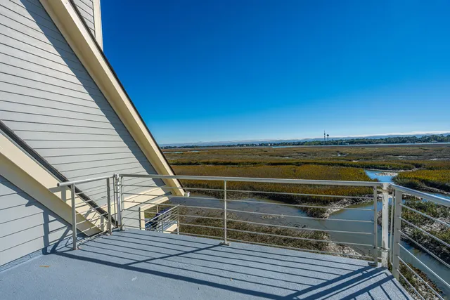 $638,500 | 242 Little Oak Island Drive, Folly Beach, SC 29439