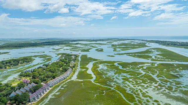 $638,500 | 242 Little Oak Island Drive, Folly Beach, SC 29439