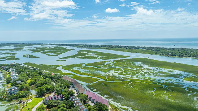 $638,500 | 242 Little Oak Island Drive, Folly Beach, SC 29439