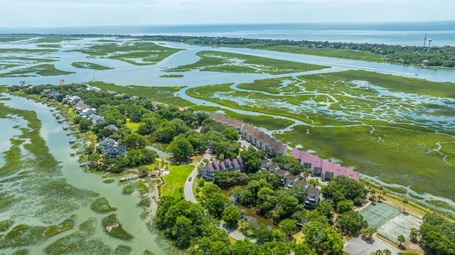 $638,500 | 242 Little Oak Island Drive, Folly Beach, SC 29439