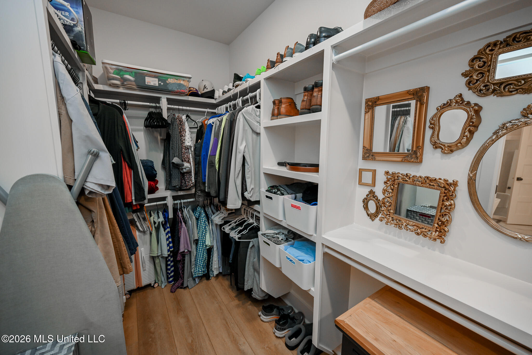 190 Vinson Road Hernando, MS 38632 - Photo 41 of 62 primary closet