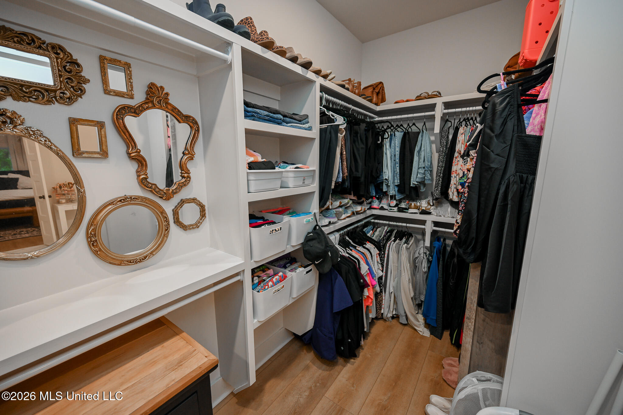 190 Vinson Road Hernando, MS 38632 - Photo 42 of 62 primary closet
