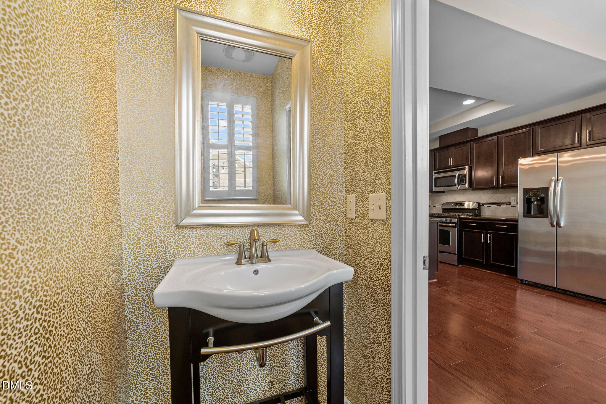 1565 Rodessa Run Raleigh, NC 27607 - Photo 13 of 44 34-web-or-mls-VB4A6477