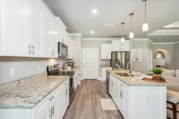 $589,900 | 7607 Hatteras Drive, Navarre, FL 32566